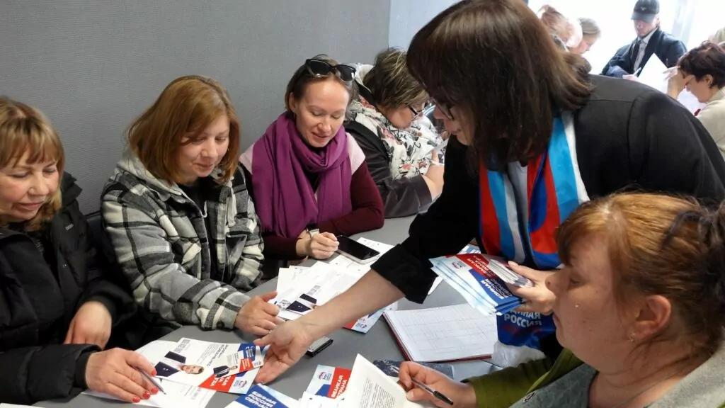 Жители Южного Бутово приняли участие в &laquo;Диктанте Победы&raquo;  фото