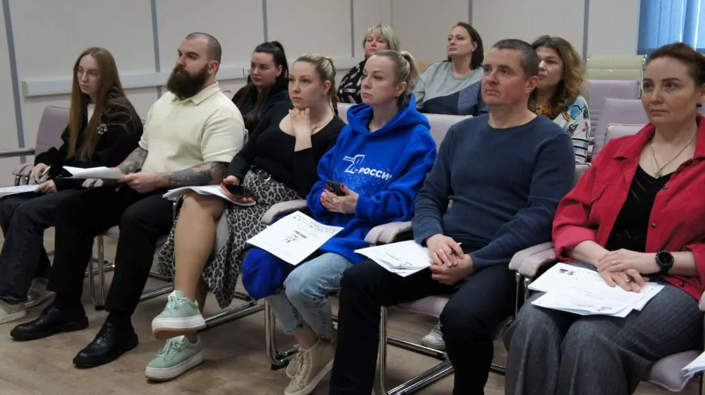 Жители Южного Бутово приняли участие в &laquo;Диктанте Победы&raquo;  фото