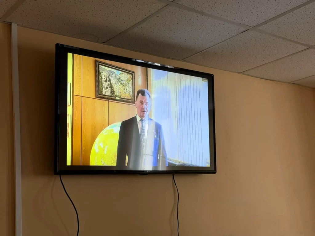 Жители Южного Бутово приняли участие в &laquo;Диктанте Победы&raquo;  фото