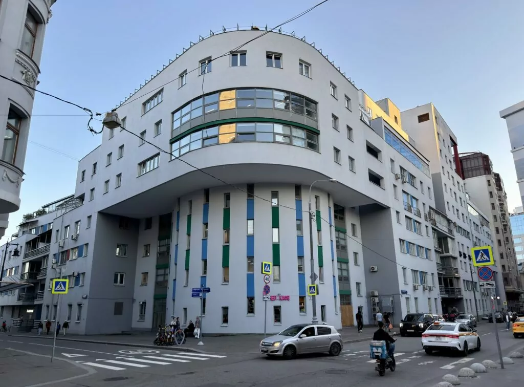 Арбатская &mdash; Смоленская: тишь да гладь &laquo;межарбатья&raquo;  фото